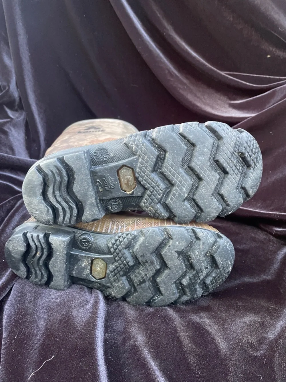 Kamik Kids' Stomp Camo Rain Boots Sz 12 very nice condition!